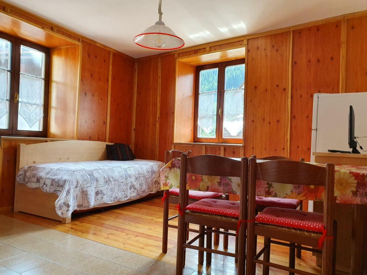 Casa Vacanze La Maddalena Sant'Orsola Екстер'єр фото
