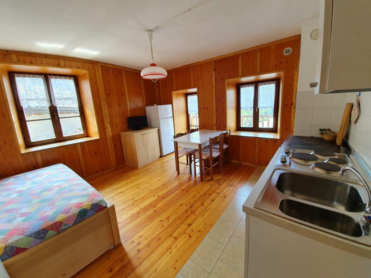 Casa Vacanze La Maddalena Sant'Orsola Екстер'єр фото